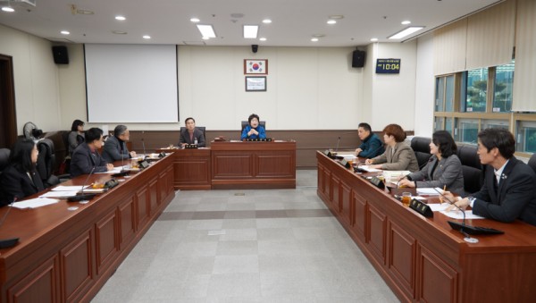 20231129 행정사무감사 9일차(1)자치행정위원회.jpg