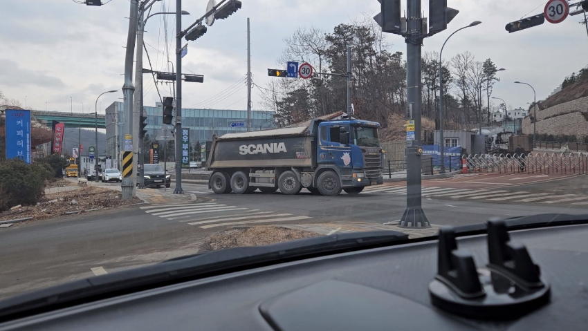 고기동 공사현장(고기동 주민 제공).jpg
