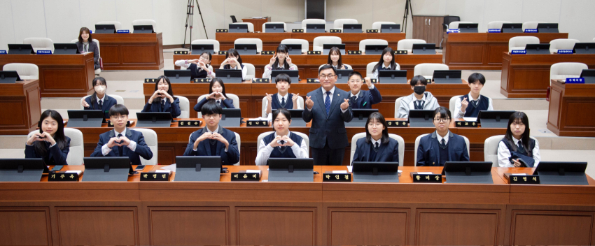 20240401 용인특례시의회, 2024년 청소년 지방자치아카데미 실시(2).jpg