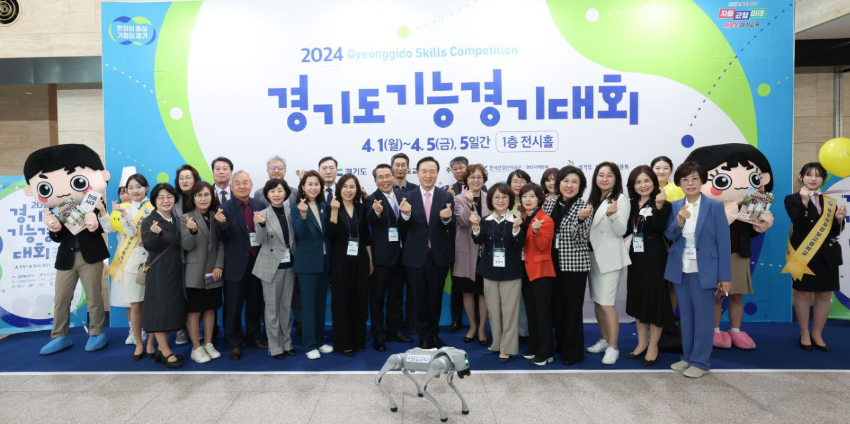 240401 임태희 교육감 “특성화고, 미래 경쟁력 있는 기술 발전의 요람 되길” (사진2).jpg