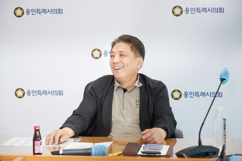 20240502 용인특례시의회 이창식 의원, 의회 정책지원관과 소통간담회 개최(3).jpg