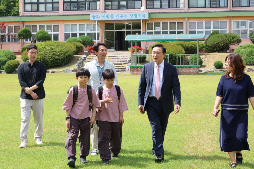 240620_임태희_교육감_경기공유학교__공교육의_다양성과_유연함_발휘(사진2).jpg