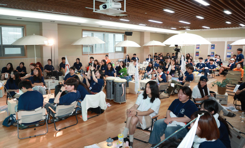4-1. 16일 '제1회 대한민국 대학연극제' 개막식이 '용인산림교육센터'에서 열렸다.jpg