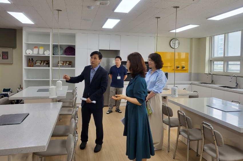 240724_경기도교육청__늘봄학교_전면시행_앞두고_맞춤형_지원(지역교육담당관)_(사진1).jpg