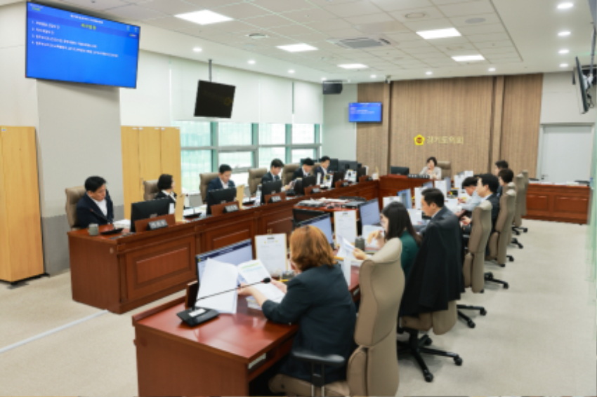 240725 교육행정위원회, 후반기 상임위 활동 개시 (1).jpg