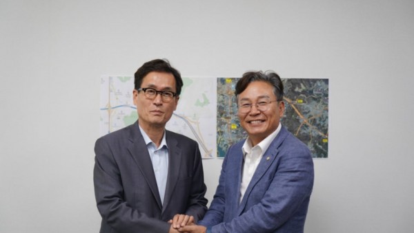 손명수의원_함진규한국도로공사사장.jpg
