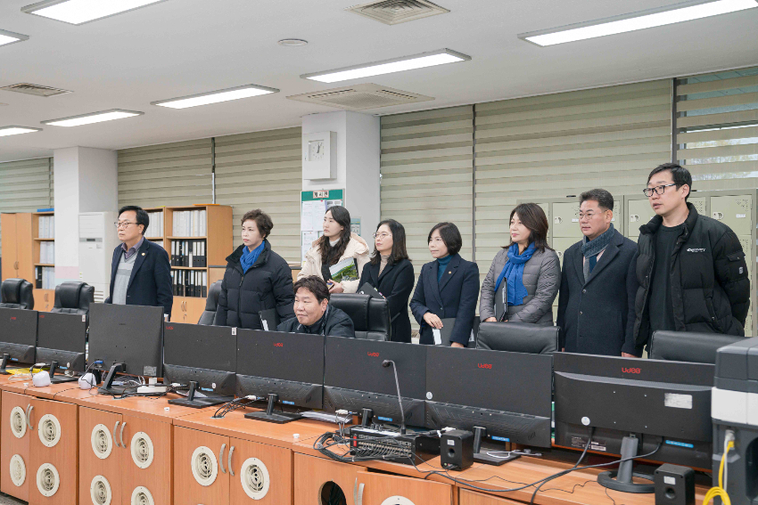 20241121 용인특례시의회 경제환경위원회, 행정사무감사 현지 확인(2)용인시환경센터.jpg