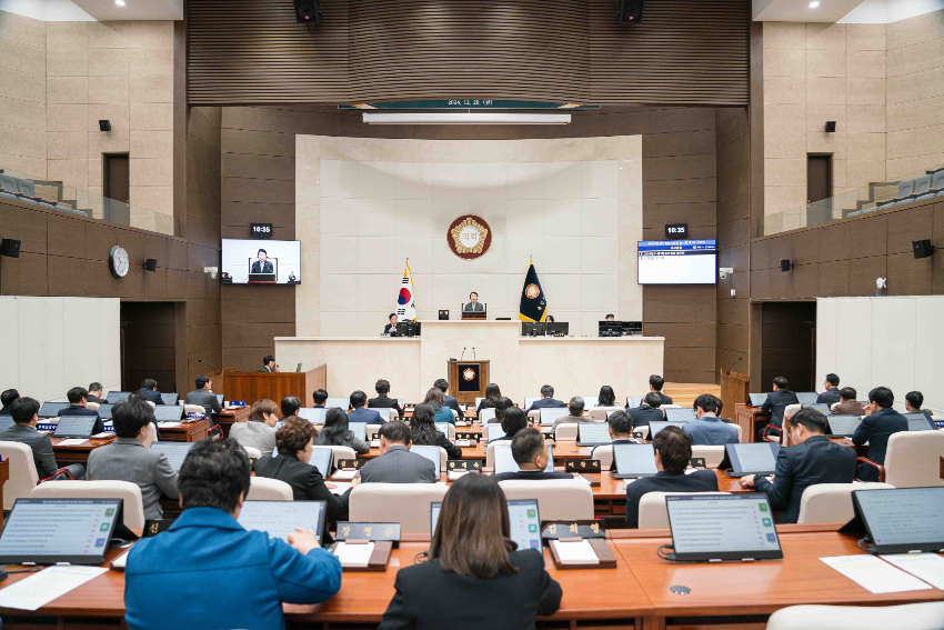 20241220 용인특례시의회, 제289회 임시회 폐회(2).jpg