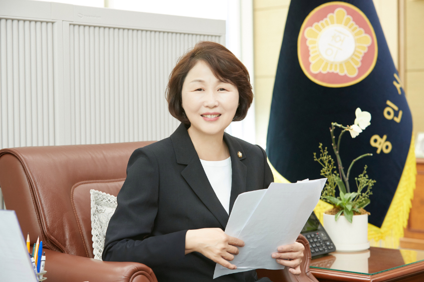 유진선 의장.jpg