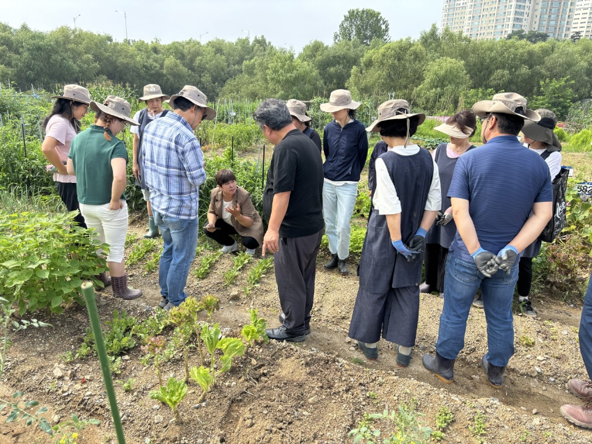 6-2. 지난해 용인특례시에서 진행한 도시농업관리사 육성 교육 모습.png
