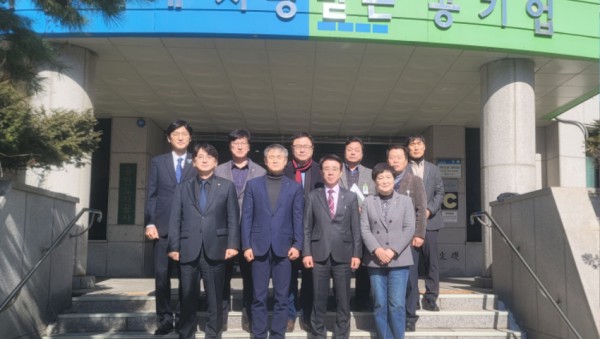 20250213 용인특례시의회 도시건설위원회, 용인도시공사 주요 사업 현황 점검(1).jpg