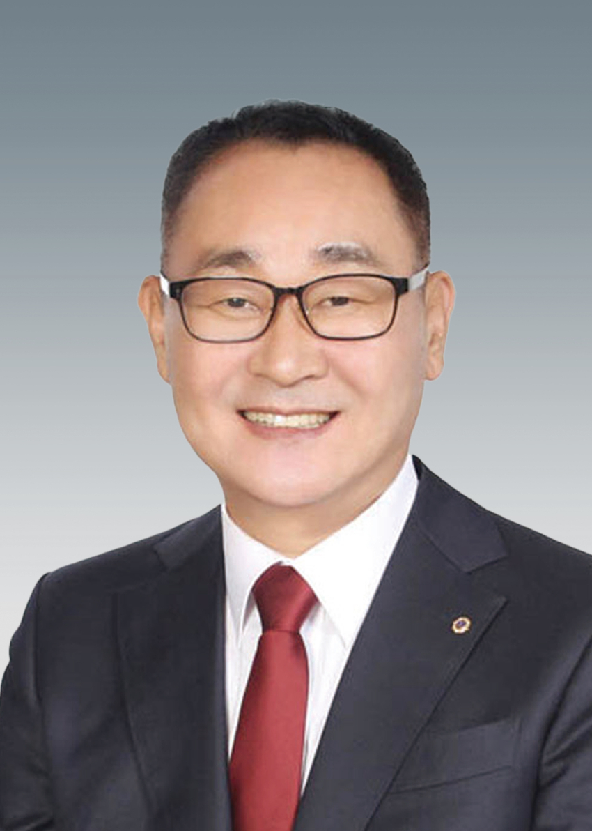 김영민의원님 증명사진.jpg