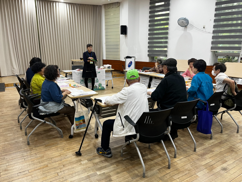9-2. 동천동 우리동네 건강충전소.jpg