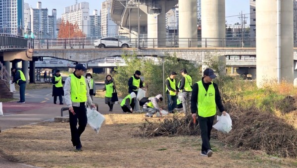 3-2. 11월 29일 용인특례시 신갈오거리 도시재생 사업지 일대에서 열린 