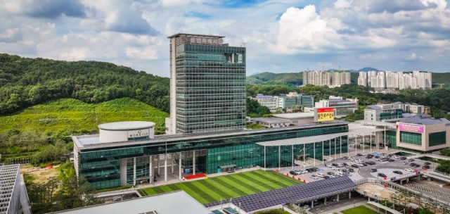 1. 용인특례시청.jpg